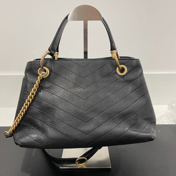 Chanel Chevron Calfskin Python Chic Small Shopping Tote 2-Way Bag (JB1075) - Picture 2 of 16